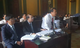 Vụ Vinasun kiện Grab: Đôi bên giằng co bảo vệ quan điểm