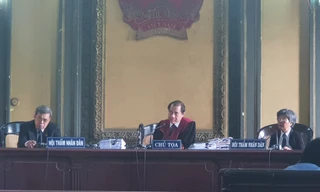 Vinasun kiện Grab: Đề nghị giám định lại thiệt hại 