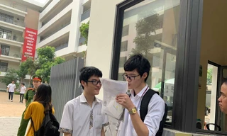  Điểm trung bình môn Ngữ văn là 5.49 điểm