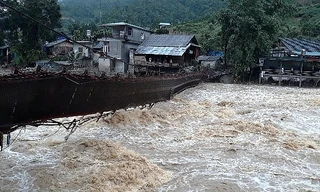 Mưa kéo dài liên tục khiến các tỉnh vùng núi phía Bắc đối mặt với nguy cơ lũ quét. 
