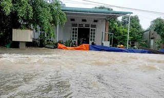 Mưa lớn trên nhiều vùng đến hết ngày mai