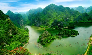 Quần thể Khu Di sản thế giới Tràng An. 