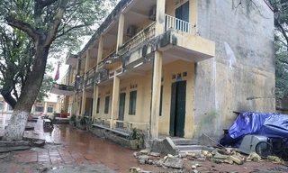 Hiện trường sập lan can khiến 13 học sinh ở Bắc Ninh nhập viện