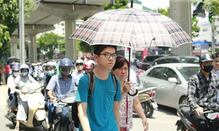 Từ nay đến hết Chủ Nhật (19/7) là đỉnh điểm đợt nắng nóng đang diễn ra. Ảnh: Như Ý.