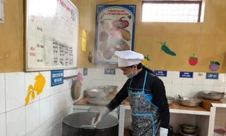 Bếp ăn bán trú Trường mầm non Thanh Khương đã hoạt động trở lại.