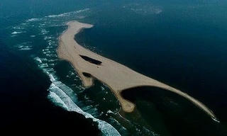 Vì sao cồn cát biển Cửa Đại không ngừng mở rộng?