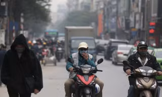 Ô nhiễm không khí dự báo kéo dài nhiều ngày tới. Ảnh: Như Ý.