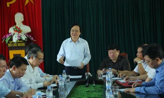 Bộ trưởng Phùng Xuân Nhạ làm việc tại Hưng Yên sáng 31/3 