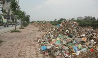 Đổ phế thải bừa bãi