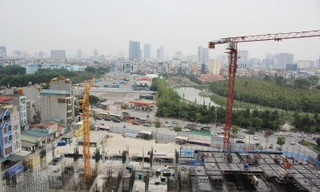 Rủi ro kép có thể làm khó thị trường BĐS 2022