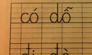 Sách lớp một dạy 'có dỗ, cây lêu'