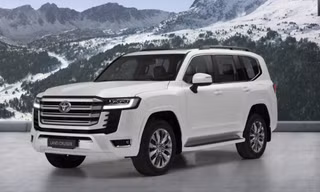 Ô tô tiếp tục loạn giá, Toyota Land Cruiser bị hét chênh đến 1,3 tỷ đồng