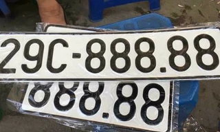 Xe tải Thaco bốc ngẫu nhiên biển số ngũ quý 8 ở Hà Nội