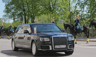 So sánh siêu xe của Tổng thống Nga - Mỹ