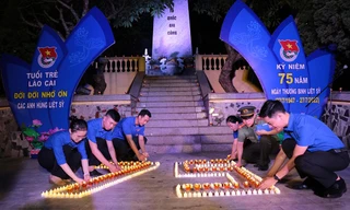 Tuổi trẻ Lào Cai thắp nến tri ân các anh hùng liệt sỹ