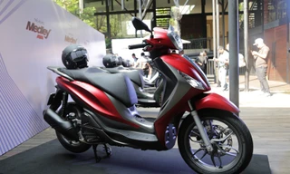 Piaggio Medley 2018 giá từ 72,5 triệu, cạnh tranh Honda SH