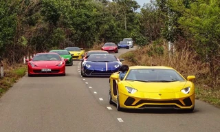 Cận cảnh dàn siêu xe của đại gia Sài thành rong chơi dịp cuối tuần