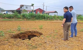 Xuất hiện thêm 'hố tử thần' sâu hơn 6 mét ở Bắc Kạn