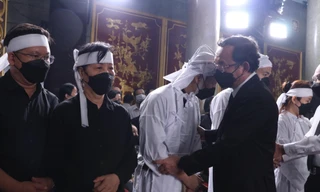 Xúc động những dòng sổ tang vĩnh biệt ông Lê Hòa Bình 