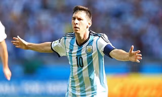 Argentina-Iran (1-0): Khoảnh khắc thiên tài