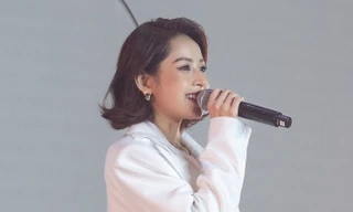 Chi Pu khoe vũ đạo cực cháy, tiết lộ từng sợ lên mạng vì đọc quá nhiều chỉ trích