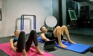 Touliver khoe body sau giảm cân, Tóc Tiên vào xin tiền "lương PT" và cái kết bất ngờ