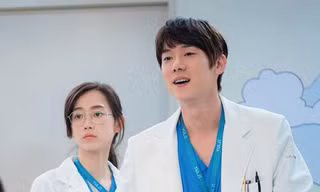 Preview tập 8 "Hospital Playlist 2": Cặp đôi Vườn Đông có biến, Jun Wan biết Ik Sun đã về