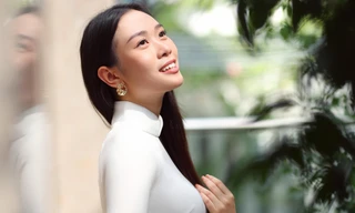 'Miss Peace Vietnam 2022' gây xao xuyến trong tà áo dài khi về tri ân thầy cô nhân ngày 20/11
