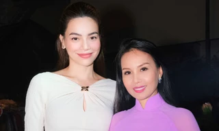 Cận Tết Quý Mão, Hồ Ngọc Hà diện áo dài ‘đọ sắc’ bên đàn chị Cẩm Ly, cùng nhau làm một điều ý nghĩa
