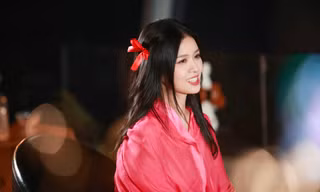 Suni Hạ Linh: ‘Chi Pu rất nổi tiếng, tôi ngưỡng mộ tính cách sôi nổi, hướng ngoại của đồng nghiệp’