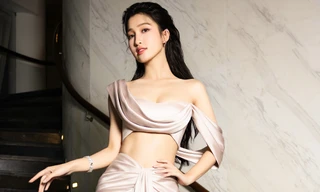 Phản ứng của cộng đồng mạng khi Á hậu Phương Nhi ‘đọ’ tiếng Anh cùng Hoa hậu IELTS 8.0