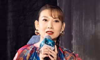 NSND Mỹ Uyên lần đầu tiết lộ lý do trở thành fan hâm mộ của một đạo diễn đình đám làng phim Việt