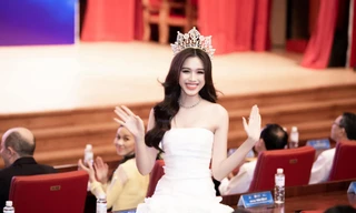 Profile thành tích học tập ‘khủng’ và nhan sắc của dàn nữ sinh xuất hiện tại 'Hoa hậu Việt Nam 2022'