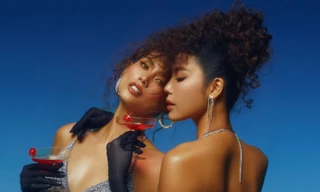 Minh Tú – Võ Hoàng Yến cực bốc lửa, thần thái đúng chuẩn hai 'chị đại' làng mẫu Việt