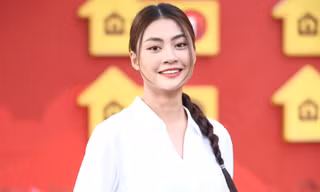 Hoa hậu Bùi Xuân Hạnh bật khóc nức nở, tiết lộ gia cảnh từng khó khăn, chịu nỗi đau mất cha từ nhỏ