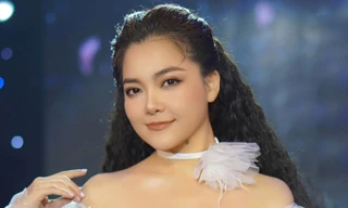 Giọng ca này khiến netizen xót xa, khi kể từng phải ngồi vất vưởng ngoài đường để đóng phim