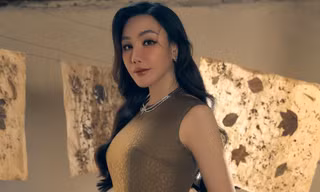 'Bà hoàng tình ca Việt Nam' Hồ Quỳnh Hương sẻ chia sự đồng cảm với những người con gái mạnh mẽ và độc lập