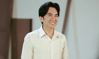 ‘Nam ca sĩ được mệnh danh người đàn ông không tuổi’ của làng nhạc Việt xuất hiện với dáng vẻ mới khiến V-net ngỡ ngàng 