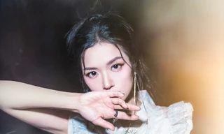 Suni Hạ Linh hóa 'hiệp nữ muôn mặt' gây chấn động cõi mạng xứ Trung, được V-net hết lời cổ vũ