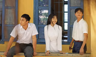 Phim Việt về tình yêu 'thanh xuân vườn trường' tung first-look, 'gây sốt' hơn cả 'Thanh xuân 18×2: Lữ trình hướng về em'