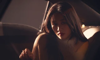 Văn Mai Hương bật khóc xúc động nói về giai đoạn khó khăn trong sự nghiệp, tiết lộ tìm được tri kỷ