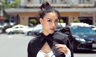 Hoàng Oanh rầm rộ tái xuất V-biz dày đặc sau ly hôn, được ghép đôi với 'nam thần màn ảnh' Hứa Vĩ Văn