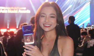 Cựu nữ sinh Kiến trúc gây ‘chấn động’ khi livestream thu về tiền tỷ, ẵm giải thưởng quốc tế đầu tiên