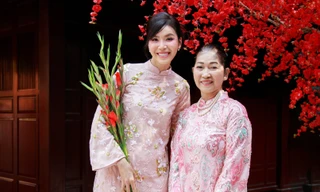 Siêu mẫu Minh Tú dành trọn Tết 2024 cho gia đình, đi cùng 'người đặc biệt' xin chữ đầu Xuân