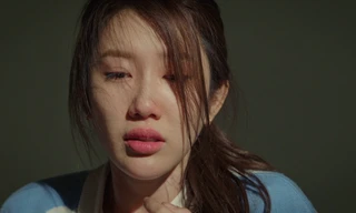 Thúy Ngân tiết lộ 'sốc' khi phải khóc đến lả người, hoàn toàn mất kiểm soát về mặt cảm xúc