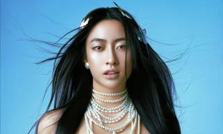 Đổi phong cách khác lạ, Lương Thùy Linh khoe sắc vóc thời thượng trong bộ hình mới