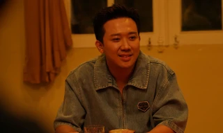 Vừa lập kỷ lục doanh thu mùa phim Tết, Trấn Thành 'tung hint' dự án mới, với cú 'quay xe' đầy bất ngờ