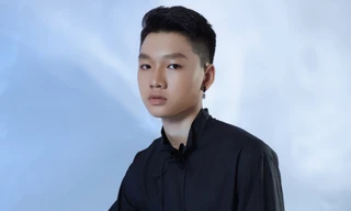 Lộ diện gương mặt mẫu nam gen Z thế hệ mới cực 'hot' của làng thời trang Việt, không chỉ học tốt mà còn... giỏi võ