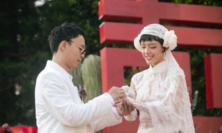 Lễ ăn hỏi 'bắt trend nhất showbiz Việt' của cặp đôi 'gây thương nhớ' hơn nửa thập kỷ qua