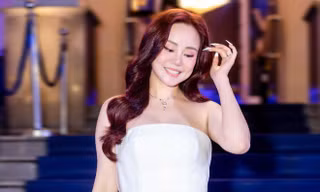Sau thị phi từ thiện, Vy Oanh đụng độ 'Hoa hậu đẹp nhất châu Á' và MC chân dài 1,1m